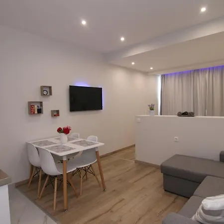 Apartment Deluxe *